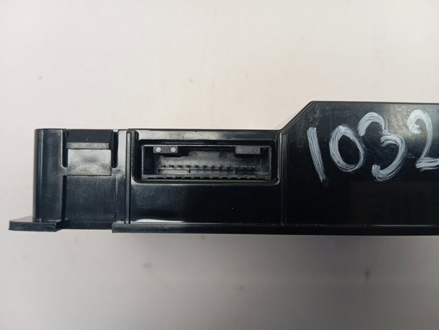  Hyundai/Kia 95560AT000 цена, от 249.59 USD