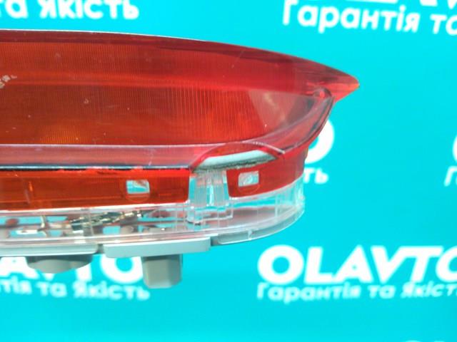 Задний стоп D46151580 Mazda