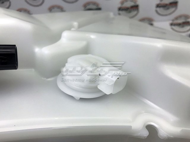 LR083284 Land Rover Бачок омывателя стекла