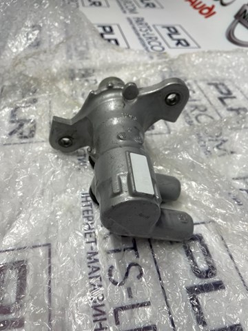 Купить LR081597 Land Rover Главный тормозной цилиндр