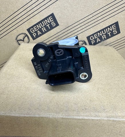 HF0113215 Mazda Датчик расхода воздуха