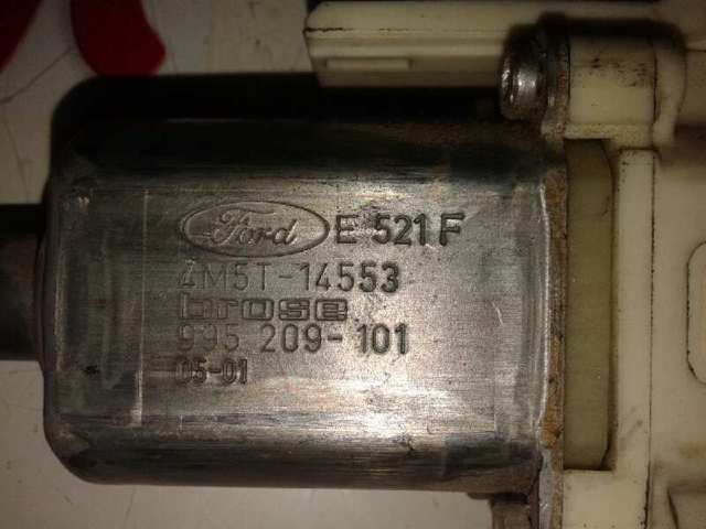 Мотор стеклоподъемника двери передней правой Ford 130822216 цена, от 8.44 USD