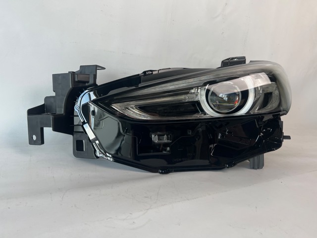 Фары Mazda GSJ151041