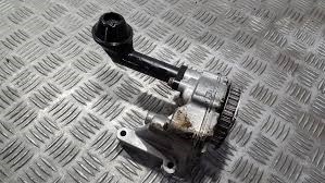 Купить 03L115105C VAG Насос маслозакачивающий