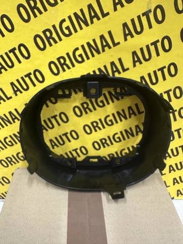 Кронштейн эмблемы решетки радиатора Mazda GBEF50716 цена, от 35.35 USD
