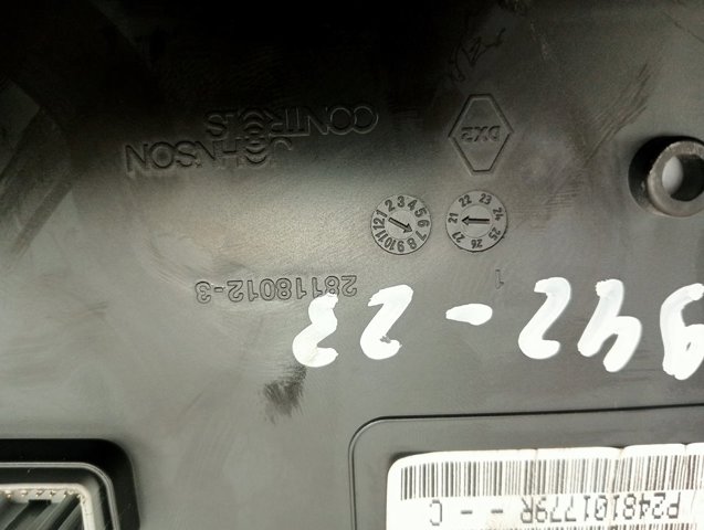Купить 248101779R Renault (RVI) Панель приборов