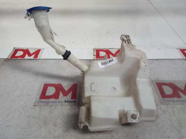 Бачок стеклоомывателя Ford BV6117B613AC