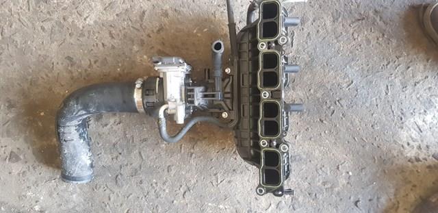 Впускной коллектор PY8V13100 Mazda
