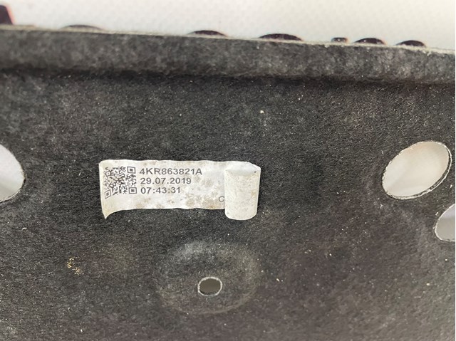 4KR863821A VAG 