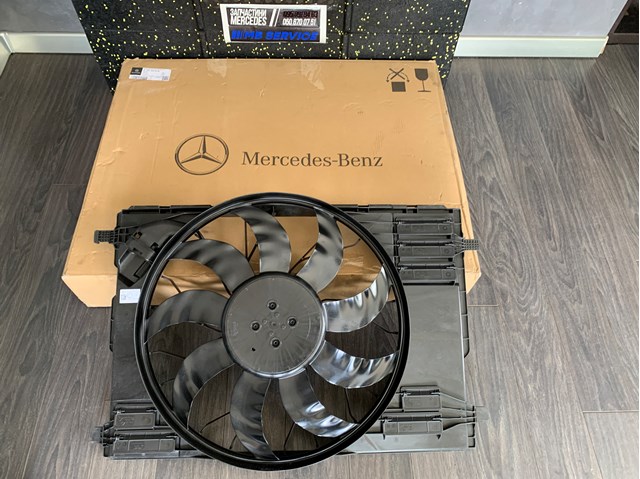 Купить A2479069906 Mercedes Диффузор вентилятора в сборе с мотором и крыльчаткой