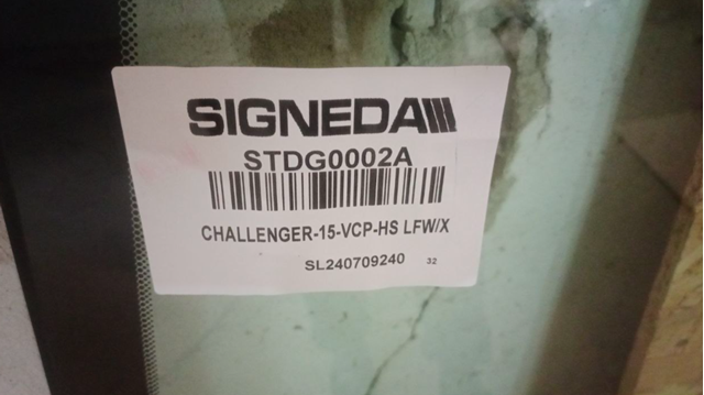 Автомобильные стекла Signeda STDG0002A