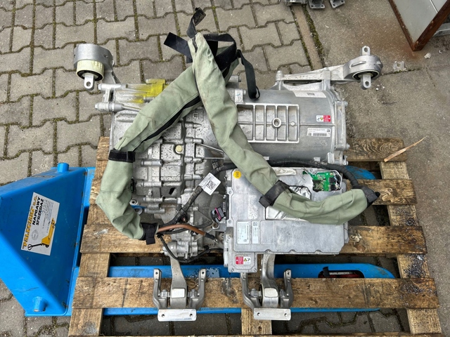 Электромотор 9J1901141A Porsche