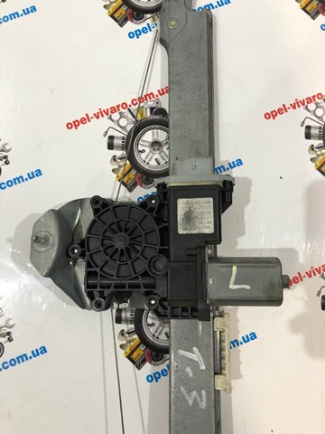 Стеклоподъемник передней двери Opel 93867659