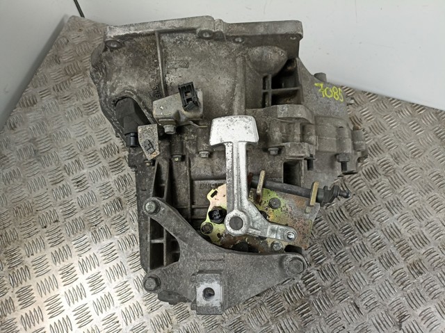 3M5R7002YF Mazda КПП в сборе