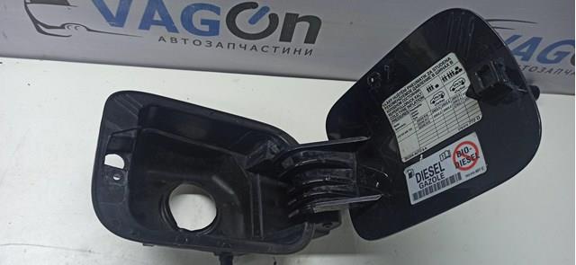 Купить 3T9809857 VAG Лючок б/бака