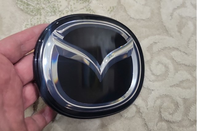 Эмблема на решетку радиатора Mazda BCKB51730 цена, от 184.31 USD