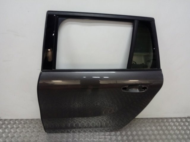 Дверь задняя левая 9803033780 Peugeot/Citroen