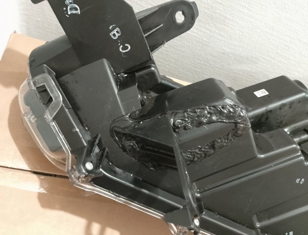 8111016840 Toyota Фара передняя правая