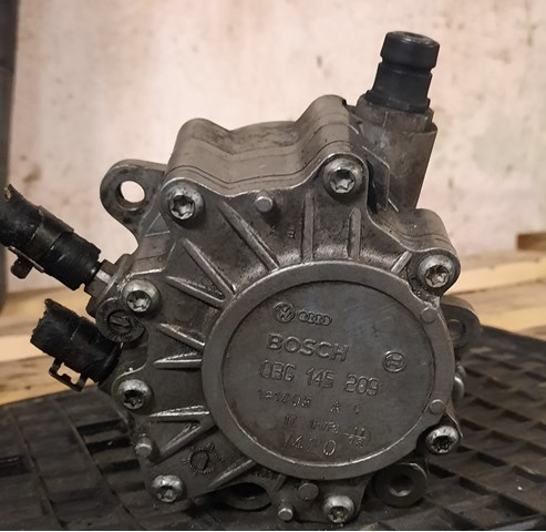 Тандемный топливный насос 03G145209 Bosch