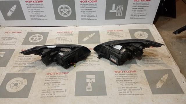 Правая фара LR048047 Land Rover