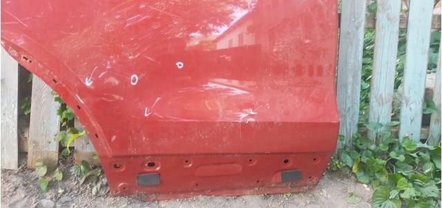 Дверь задняя правая LR080197 Land Rover