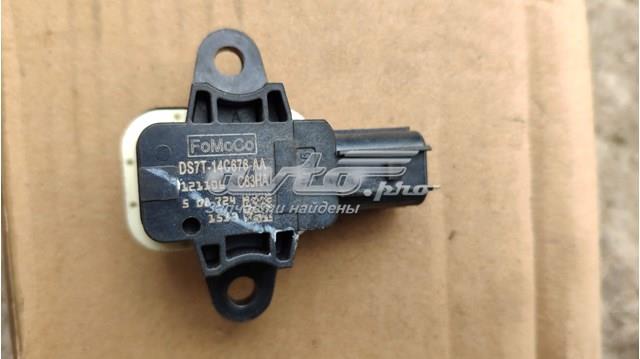 DS7T14C676 Ford 