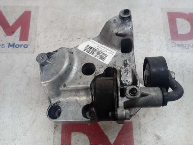 7787319 BMW Кронштейн компрессора кондиционера