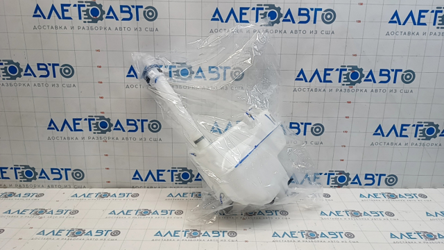 Купить DGJ167480 Mazda Бачок омывайки