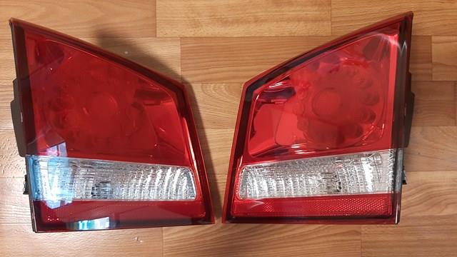 68078516AD Chrysler Фара задняя правая внутренняя