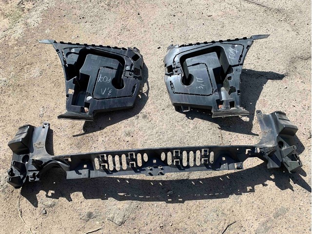 Кронштейн бампера заднего левый 51127201217 BMW