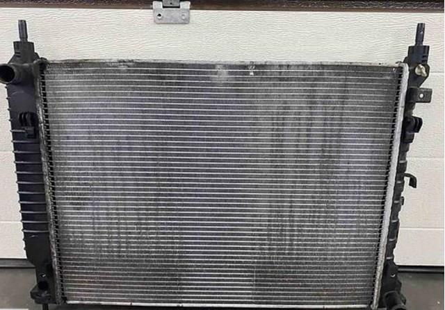 Radiador enfriamiento de combustible 95192591 GM