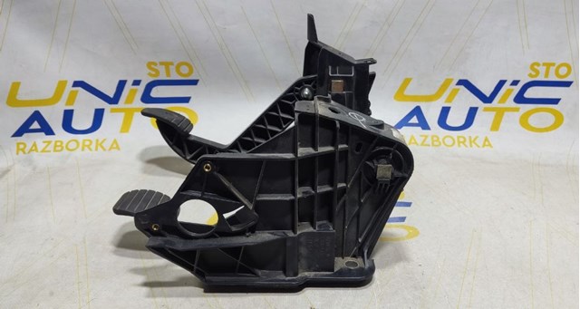 465104099R Renault (RVI) 