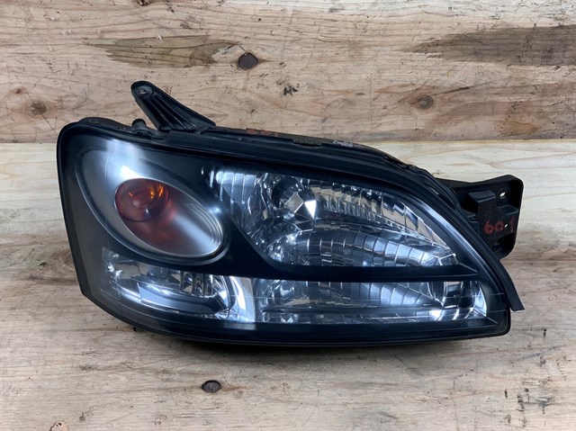 84001AE400 Subaru Фара передняя правая