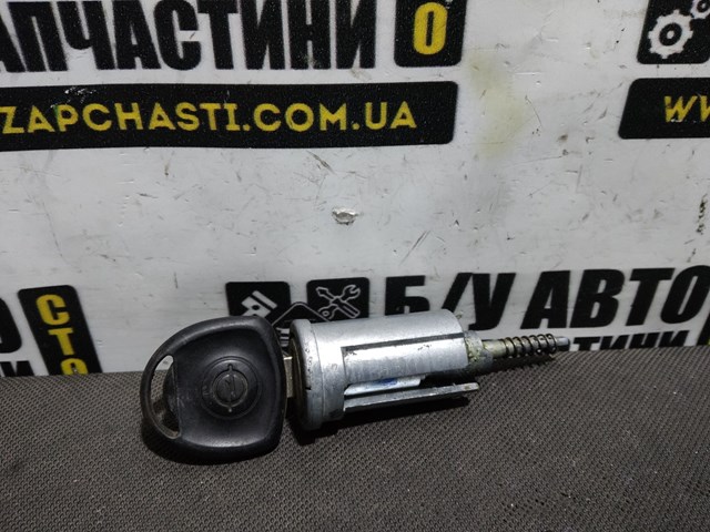 13107754 Opel Замок двери водителя