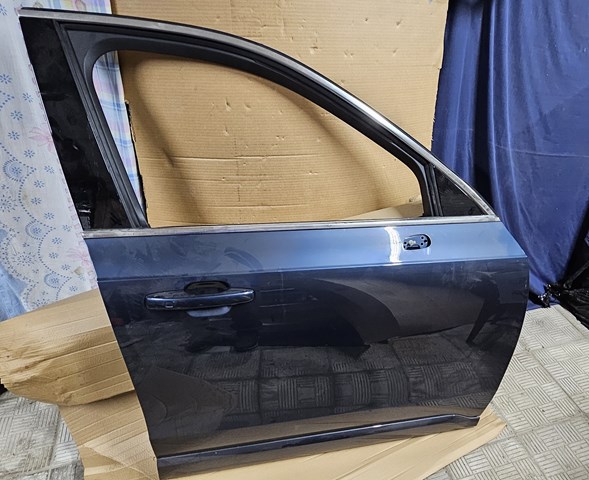 Дверь передняя правая Volvo 32133217 цена, от 633.46 USD