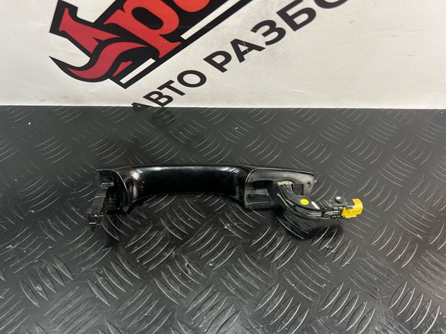 Ручка двери передней наружная левая VAG 5NN837205AGRU цена, от 40.96 USD