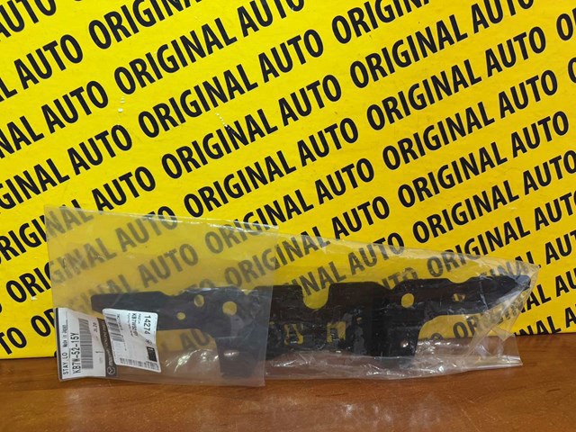 Кронштейн замка капота Mazda KB7W5215Y
