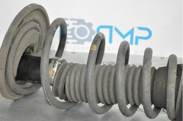 4823133640 Toyota Пружина подвески задняя