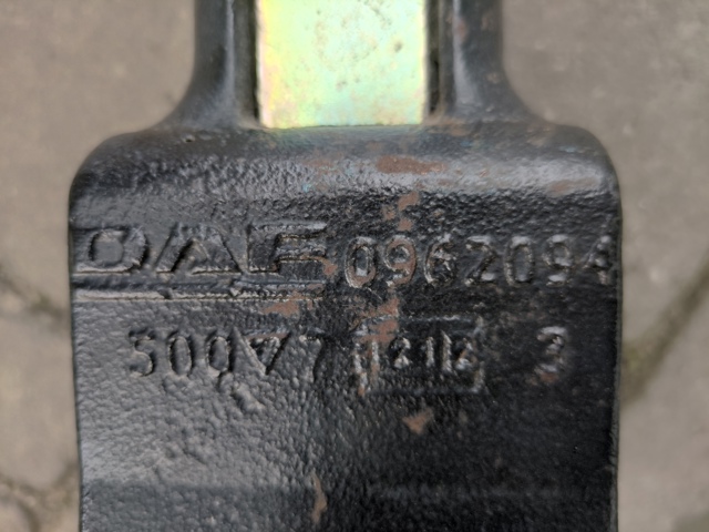 Крюк буксировочный DAF 0962094