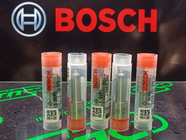 DLLA135P250 Bosch Распылитель форсунки