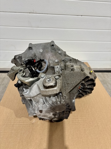 Коробка переключения передач Ford FV4R7002CCA цена, от 440.94 USD