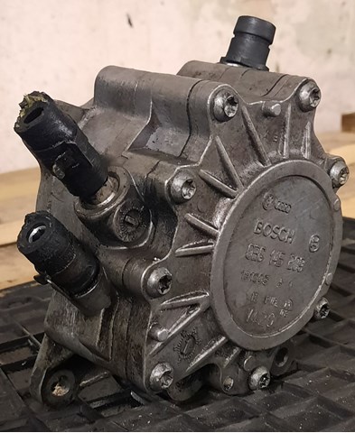 Купить 03G145209 Bosch Тандемный топливный насос