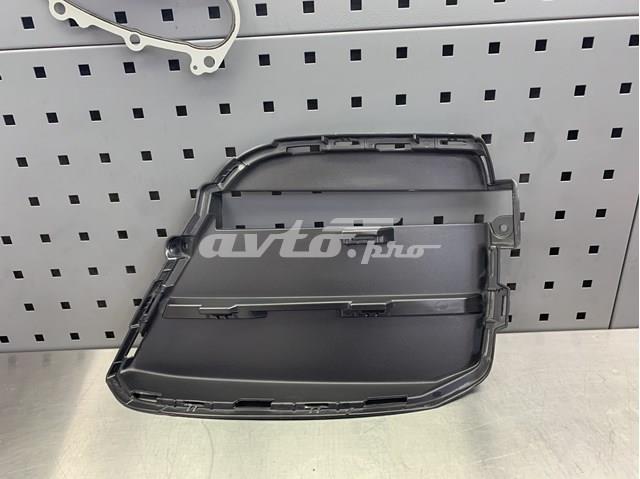 Решетка бампера переднего правая 95B121334C1E0 Porsche
