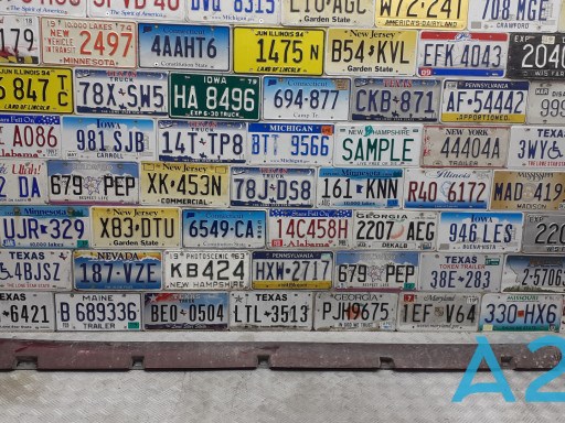 1LP86TZZAG Chrysler Накладка наружняя (молдинг) порога, правый