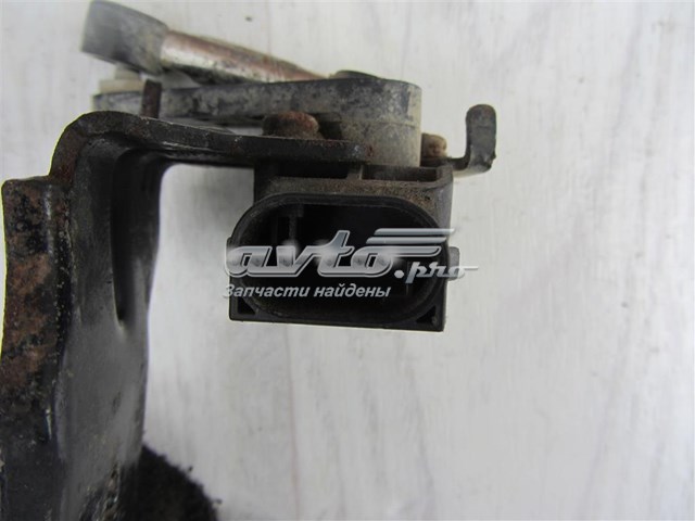  Hyundai/Kia 921902P700 цена, от 25.34 USD