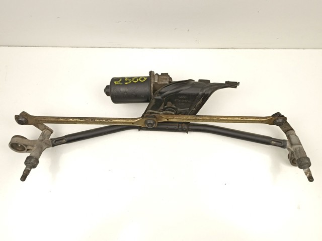 2T1417504 Ford 