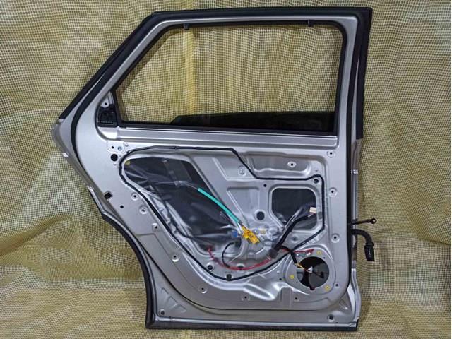 Задняя левая дверь Hyundai/Kia 77003GI000