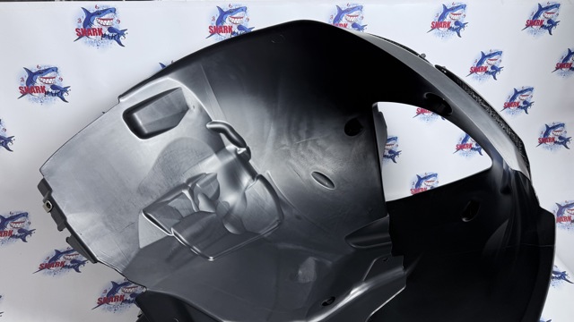 Подкрылок передний правый LR142088 Land Rover