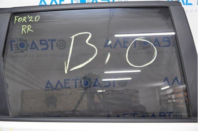 Стекло двери задней правой GS6735D304 XYG