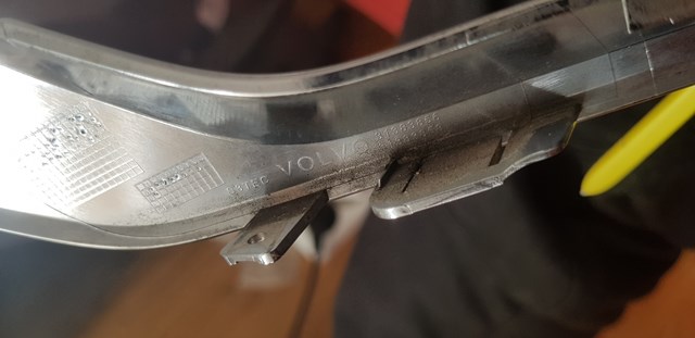 Молдинг бампера заднего левый Volvo 31383856